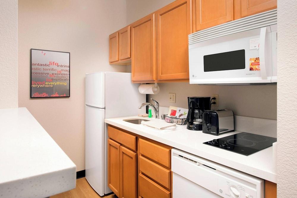 Towneplace Suites Abq Airport photo 11