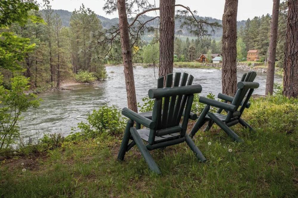 All Seasons River Inn photo 44