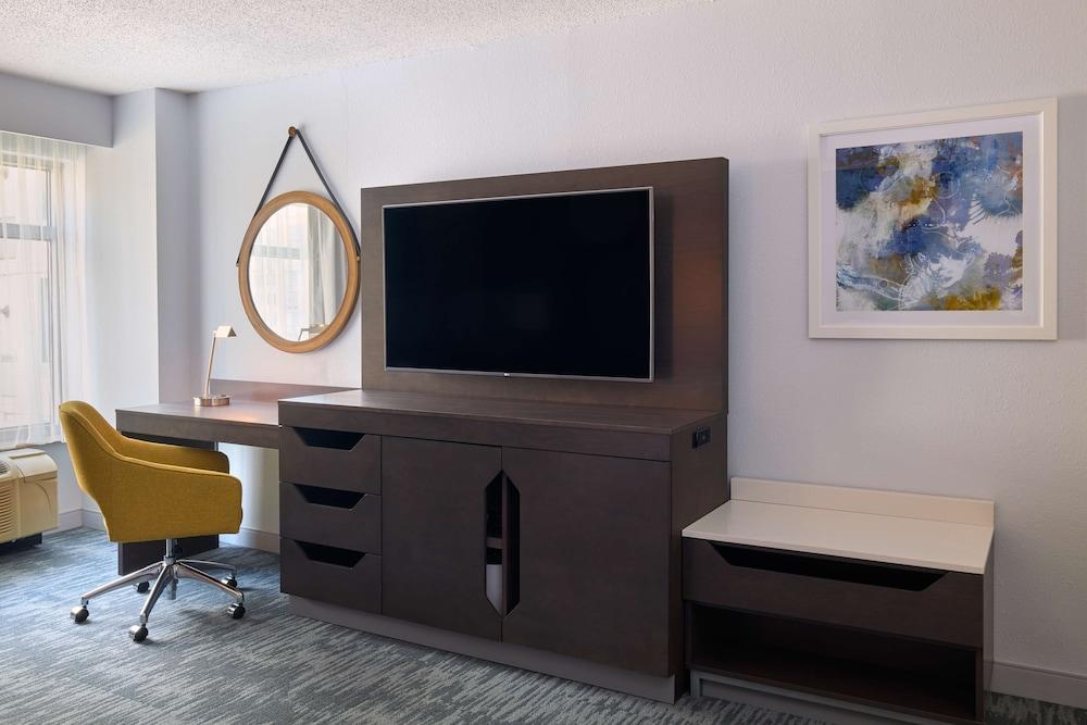 Hampton Inn Washington-Downtown-Convention Center photo 17