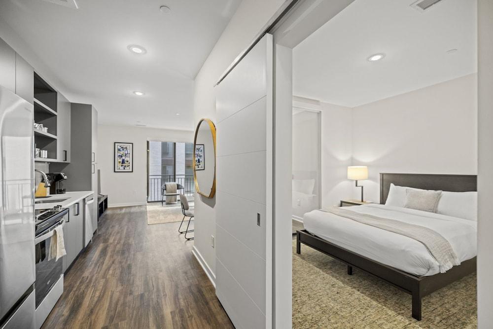 Placemakr Cathedral Heights photo 71