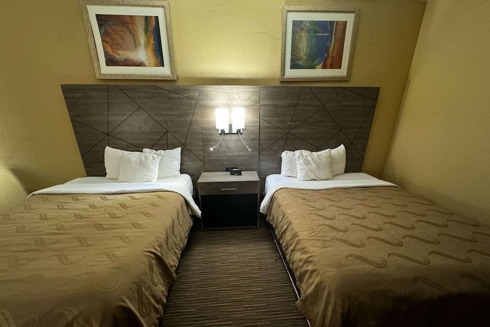 Quality Inn Forsyth - Decatur photo 21