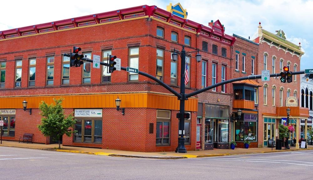 Hotel Millersburg — hotel in Millersburg