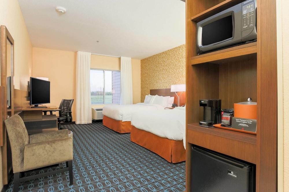 Fairfield Inn & Suites Pleasanton photo 4