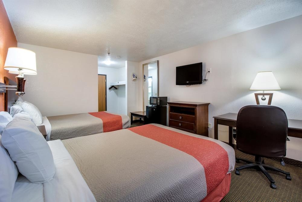 Motel 6 Marion, IL photo 19