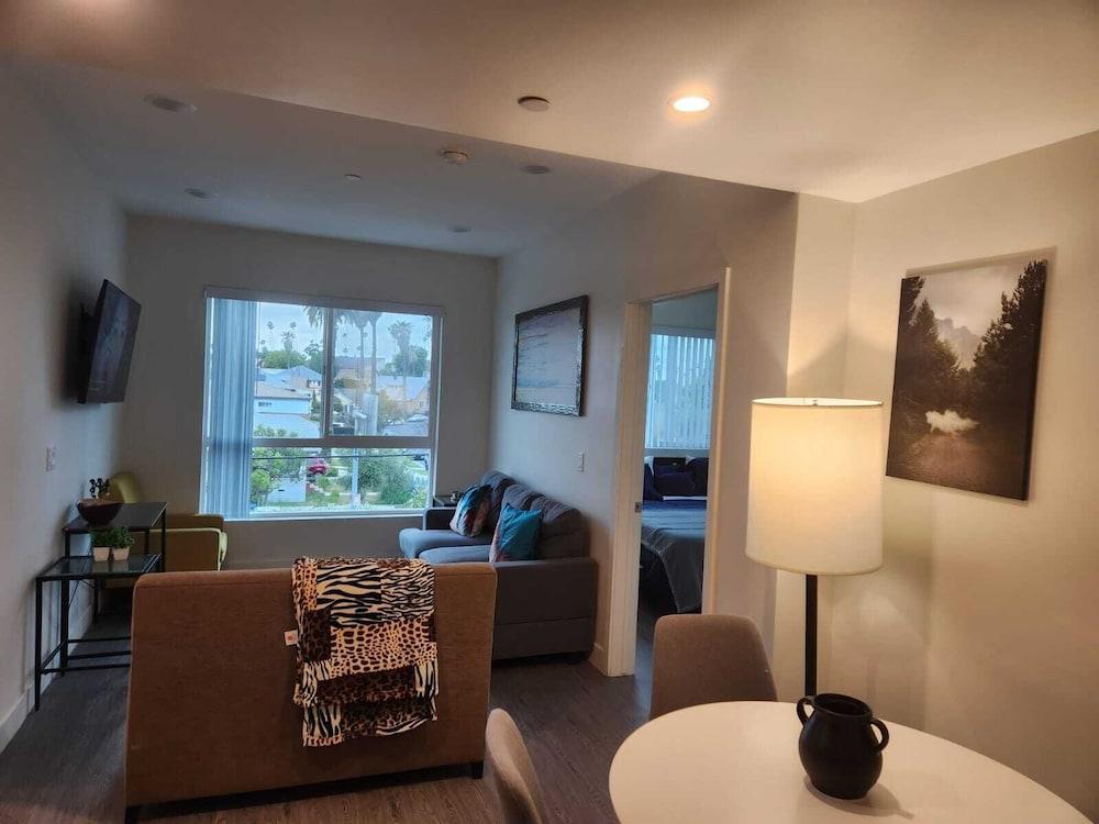 Urban Chic Apart-Hotels in Central LA photo 10