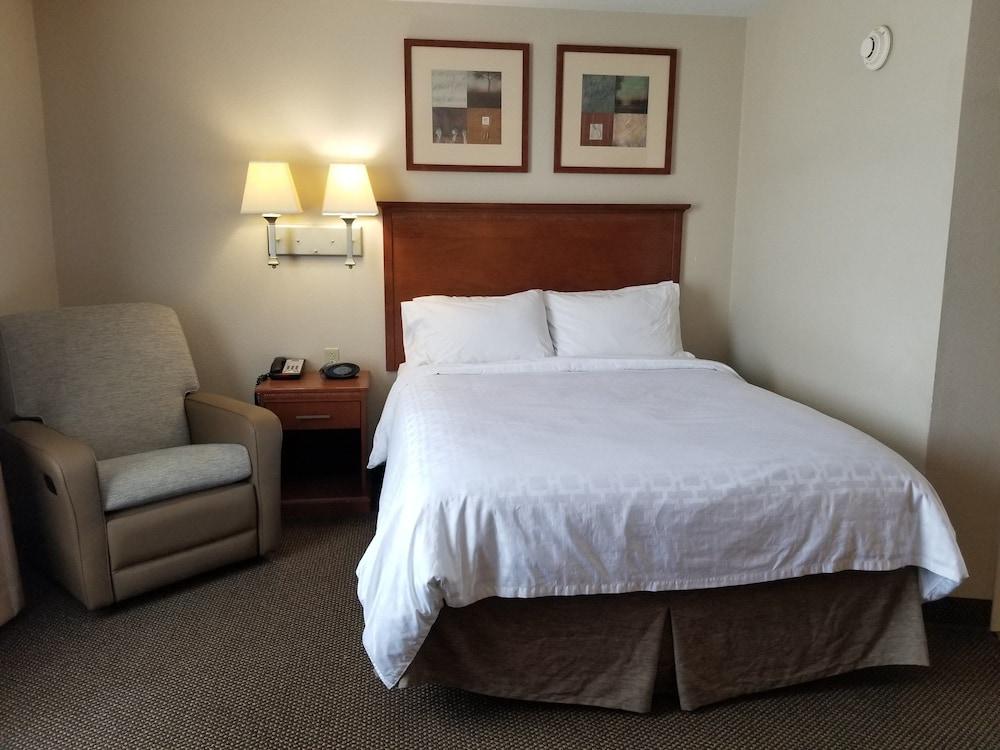 Candlewood Suites Cape Girardeau by IHG photo 40