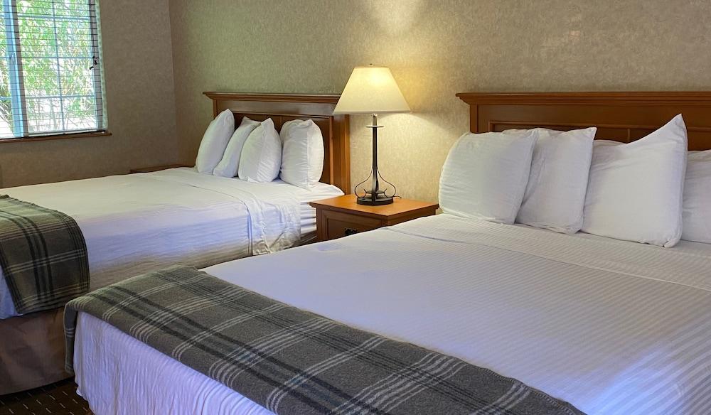 Cousins Country Inn photo 10