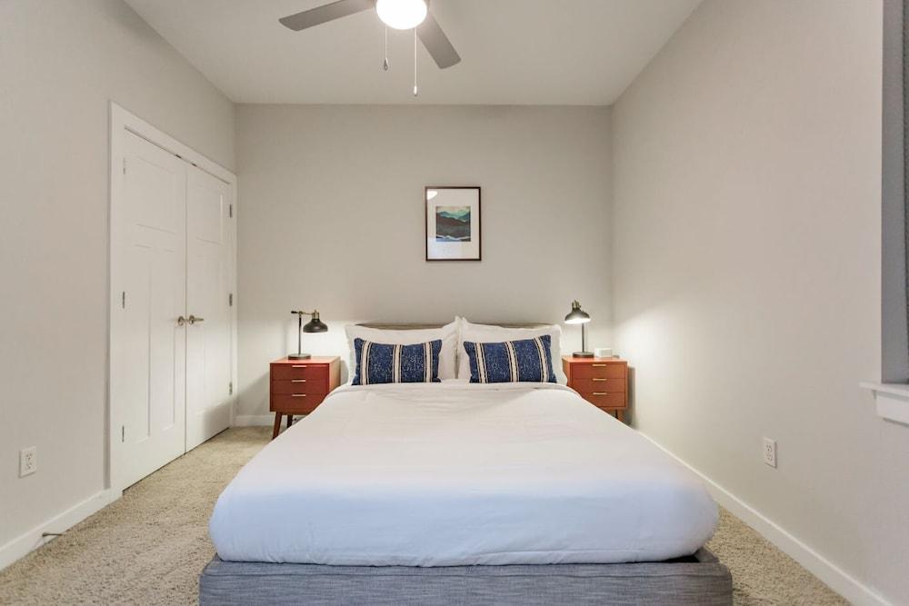 CozySuites Music Row photo 22