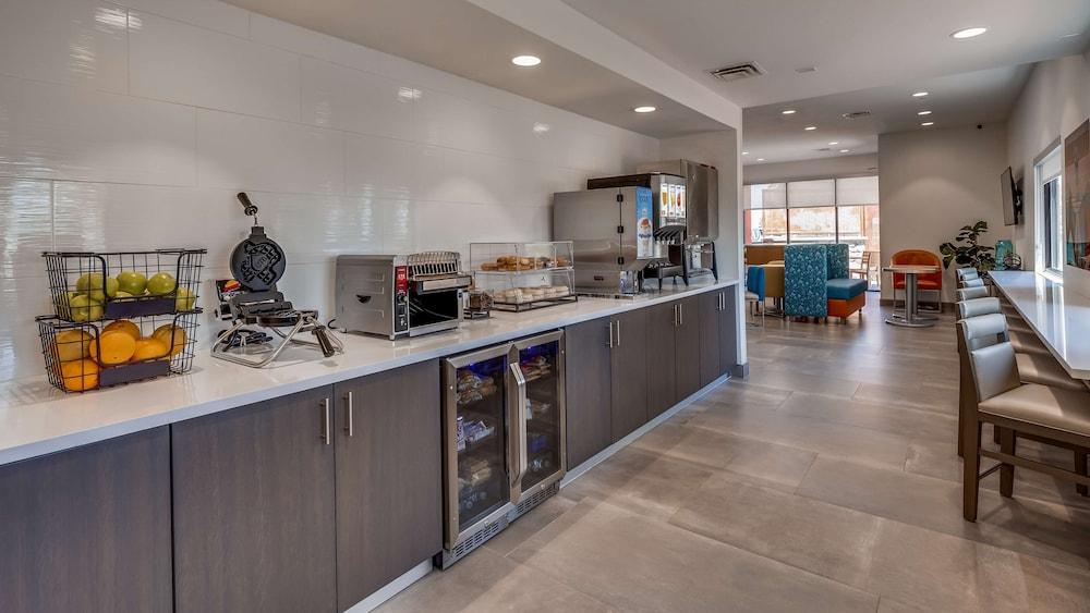 Best Western El Paso Airport Entrada Hotel photo 19