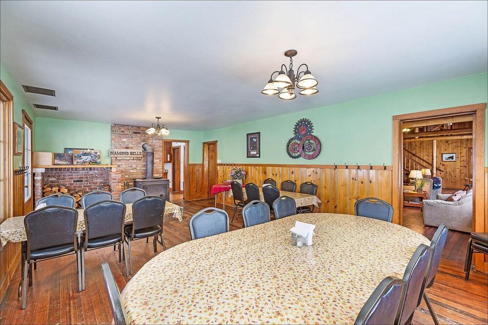 Diamond Belle Guest Ranch photo 55