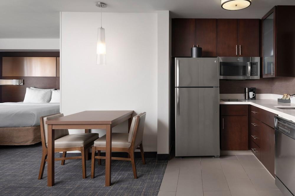 Residence Inn Austin Lake Travis/River Place photo 12