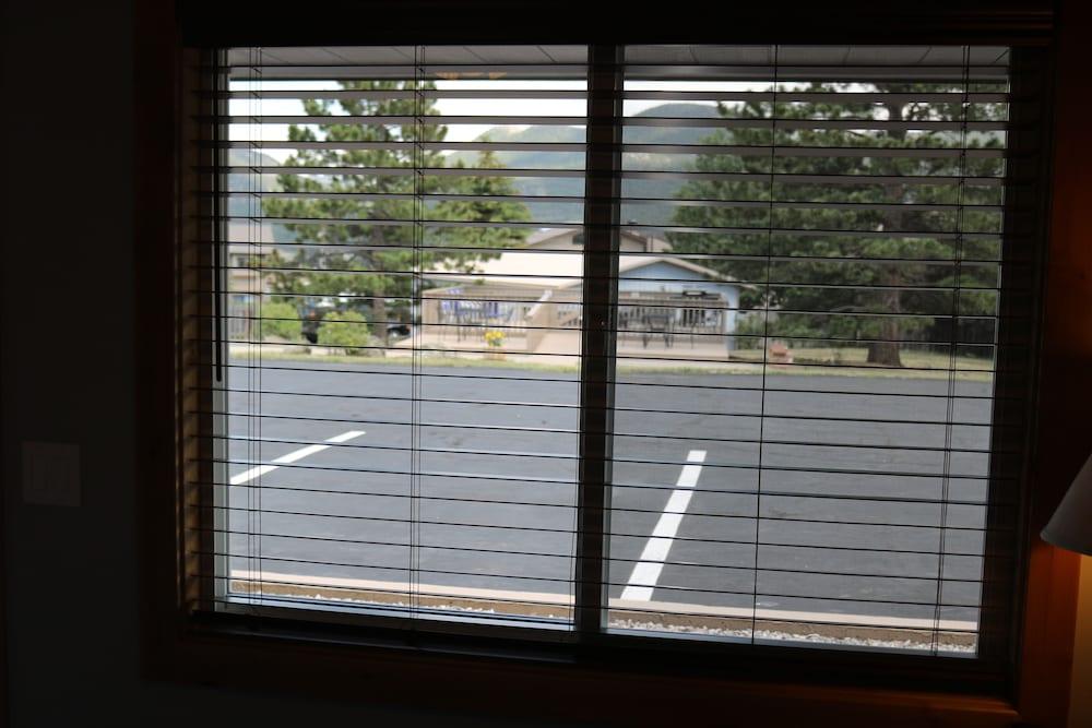 Columbine Inn photo 58