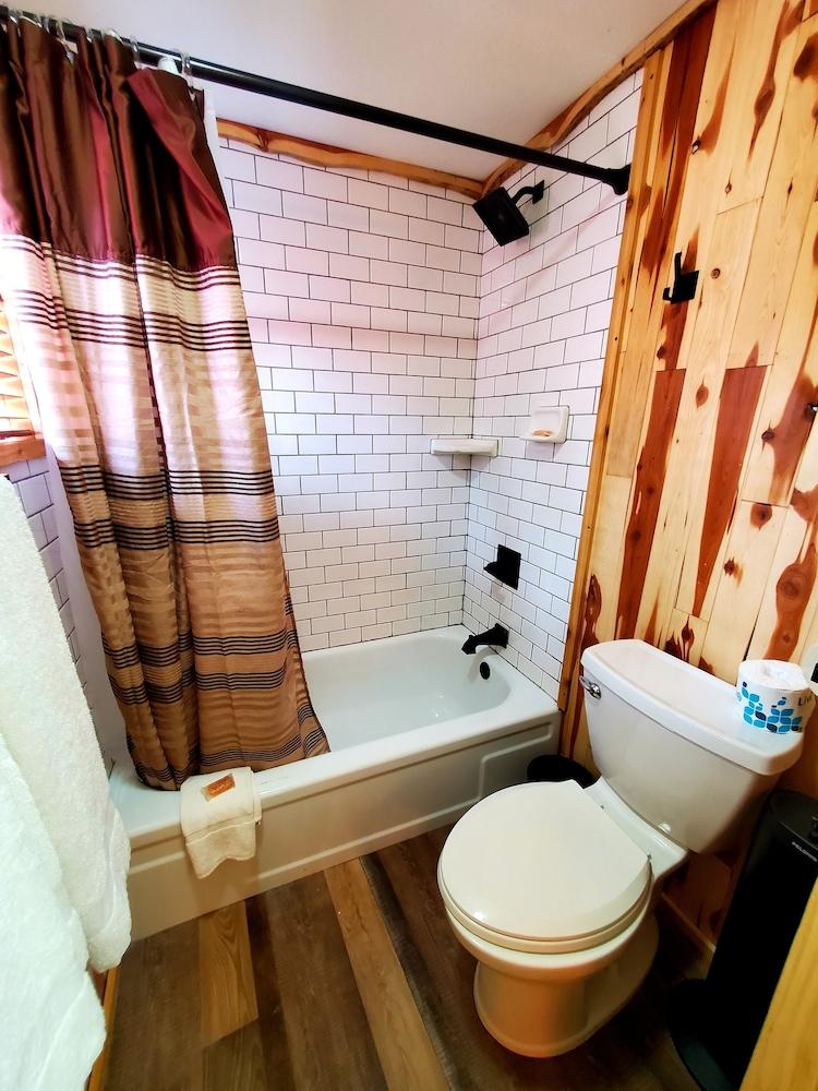 Log Cabin Inn photo 49