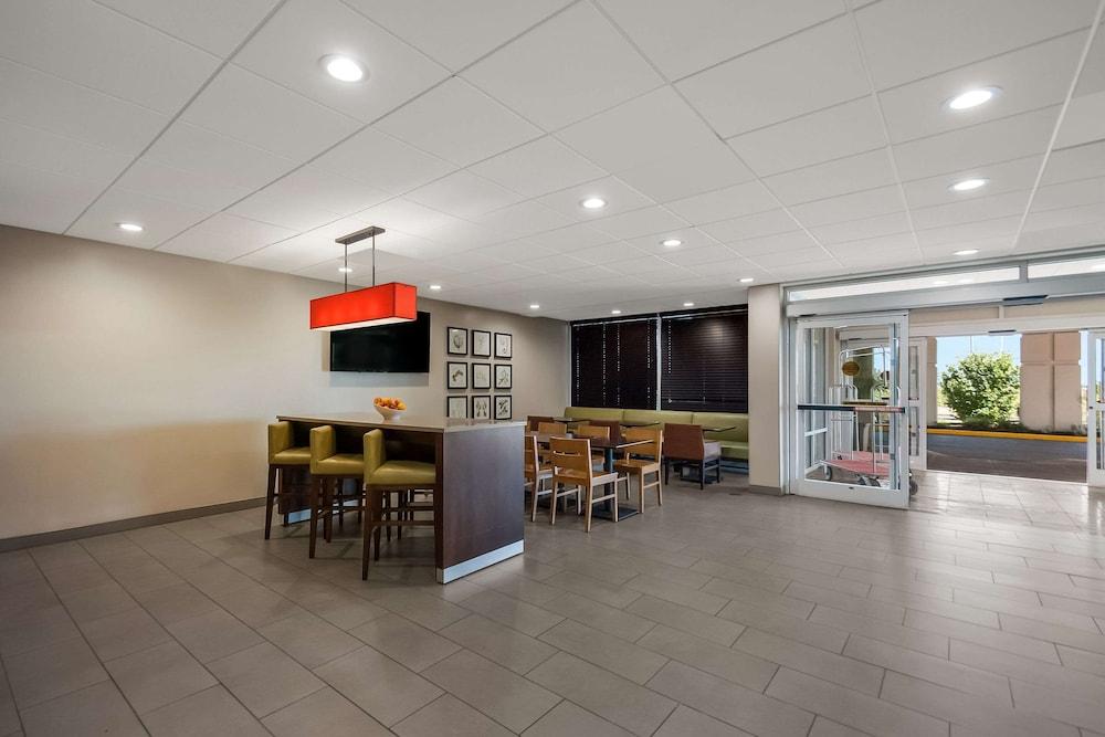 Country Inn & Suites by Radisson, Fredericksburg South (I-95), VA photo 34
