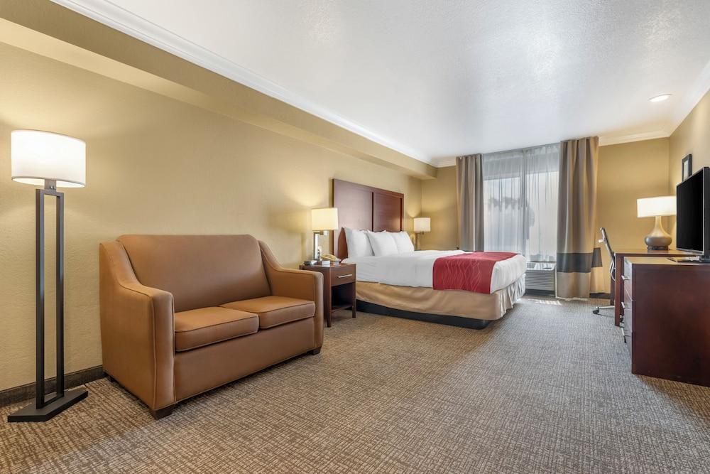 Comfort Inn Arcata - Humboldt Area photo 21