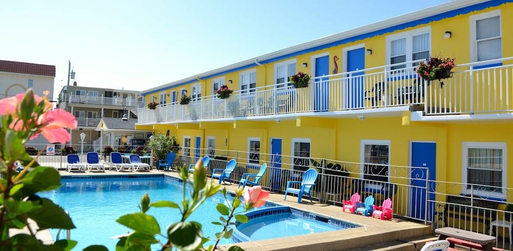 Nantucket Inn & Suites photo 25
