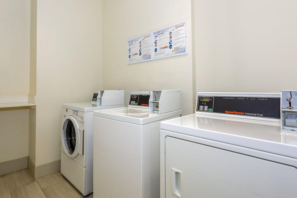 Holiday Inn Express Tampa N I-75 - University Area by IHG photo 40
