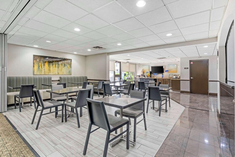 Best Western Suites photo 30