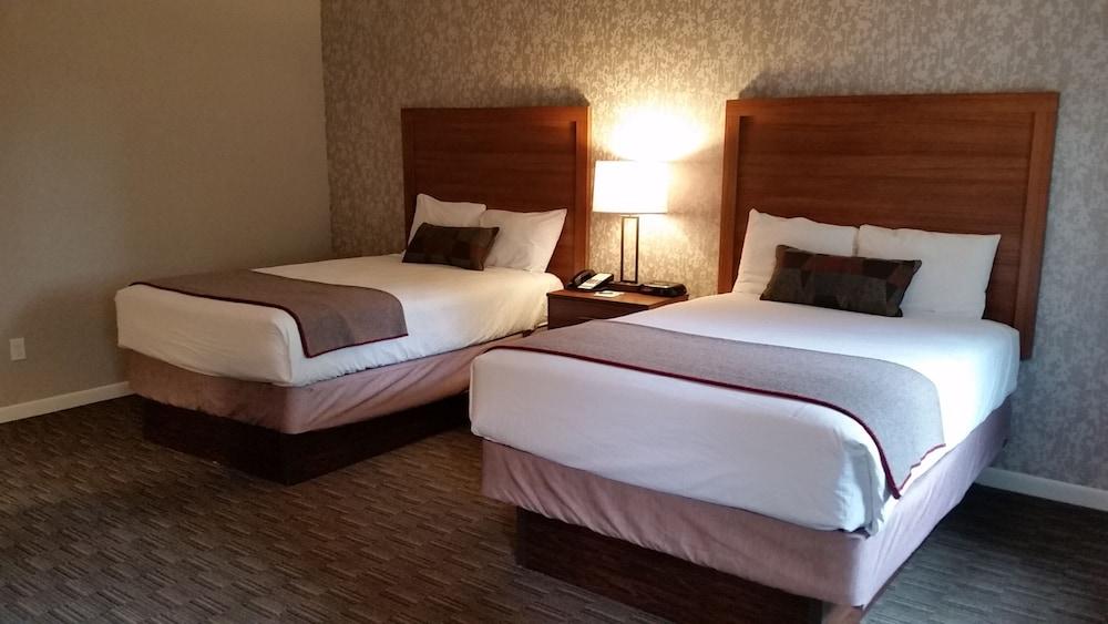 Treetops Resort photo 13