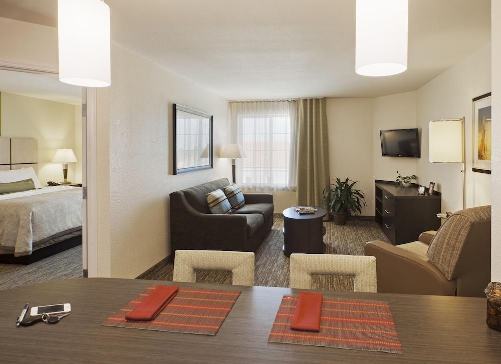 Candlewood Suites Kansas City - Independence by IHG photo 2
