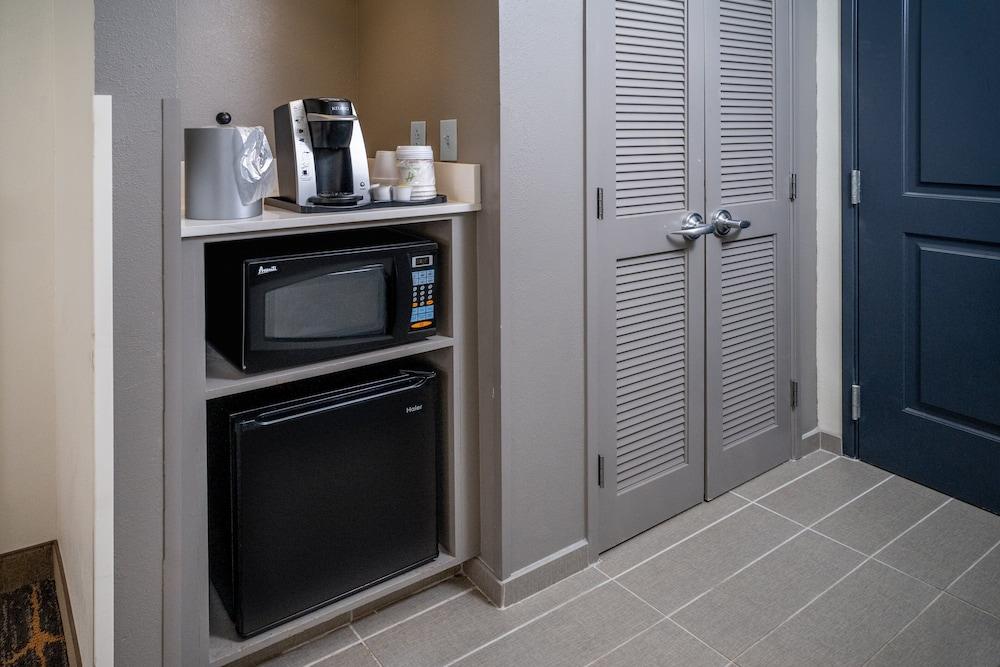 Holiday Inn Hotel & Suites Beckley by IHG photo 11