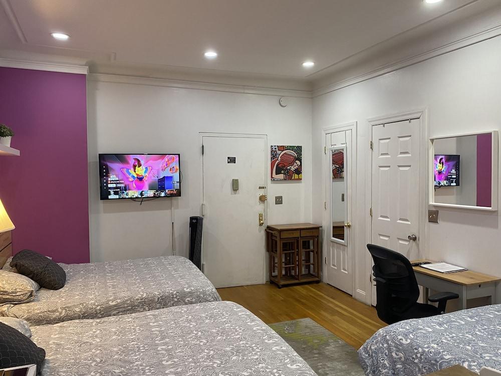 The Nomad Suites & Apartments photo 21