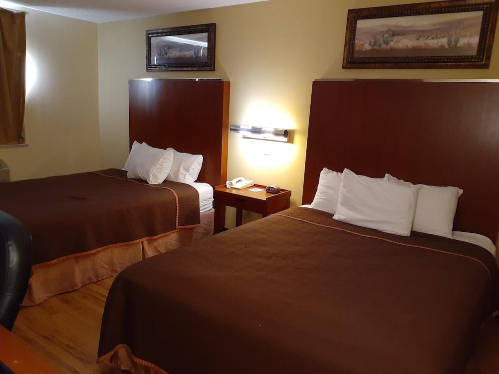 Rodeway Inn Gallup West photo 6