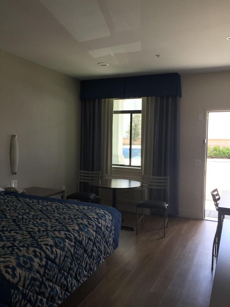 Palace Inn Gulfgate photo 7