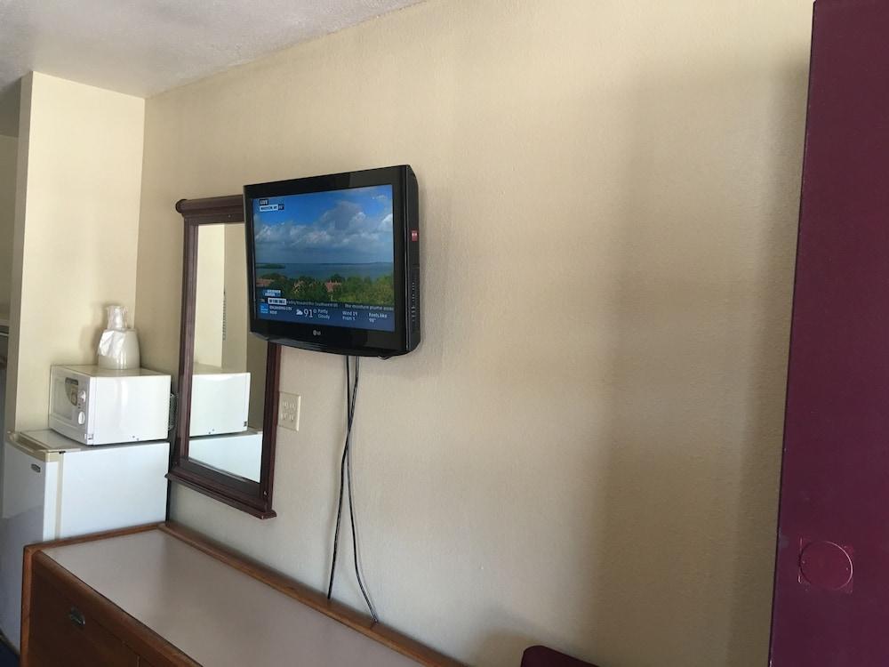 Best Value Inn Motel Sandusky photo 43