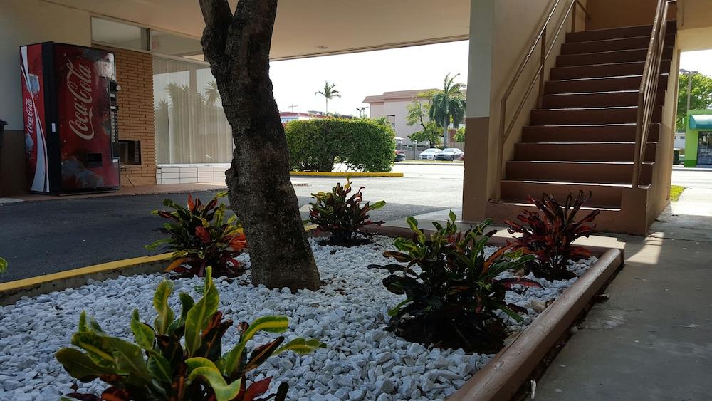 Parkway Inn Airport Motel Miami photo 18