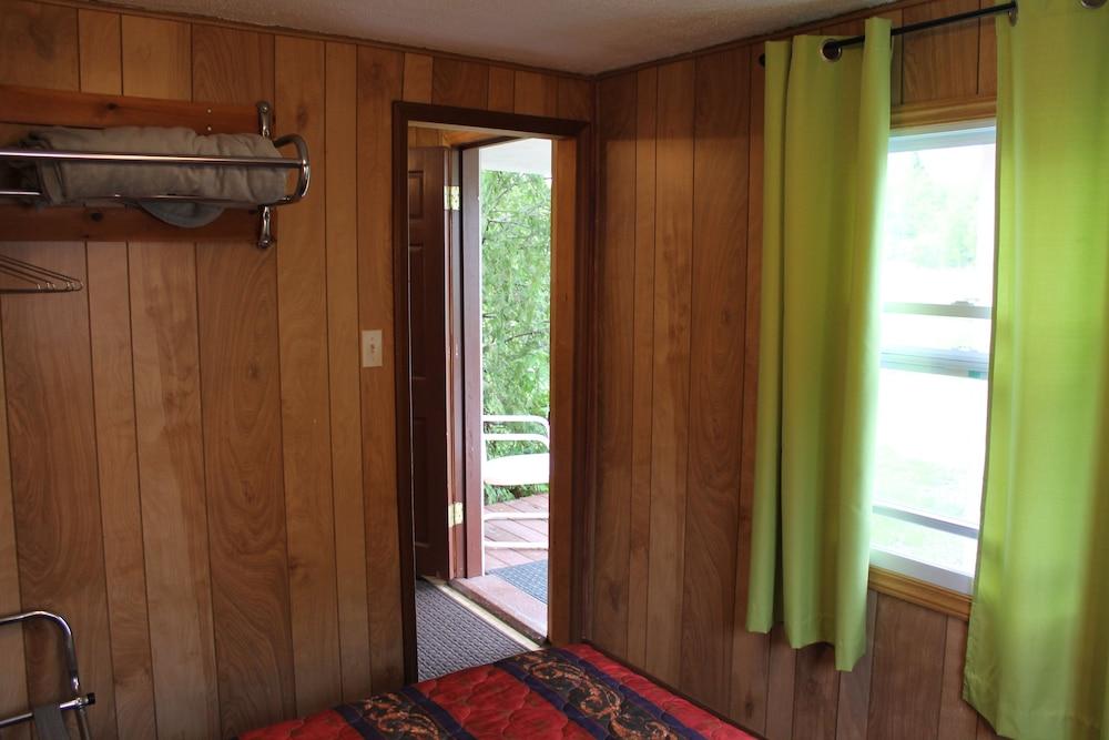Acadia Gateway Motel photo 32
