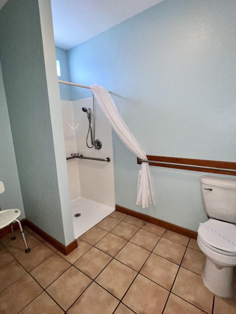 Pelican Bay Resort photo 39