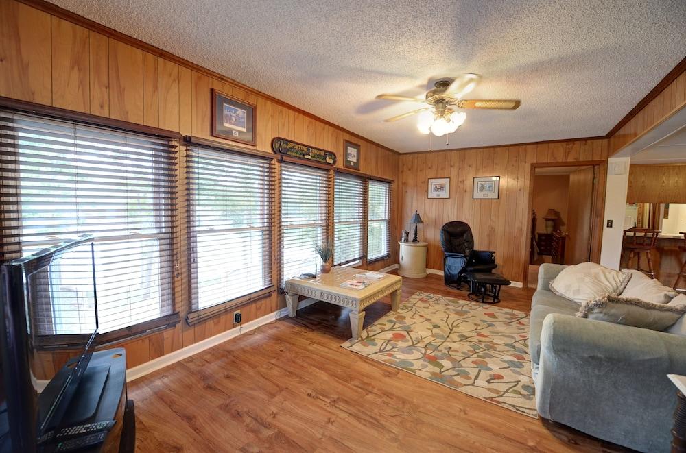 Blue Water Resort photo 54