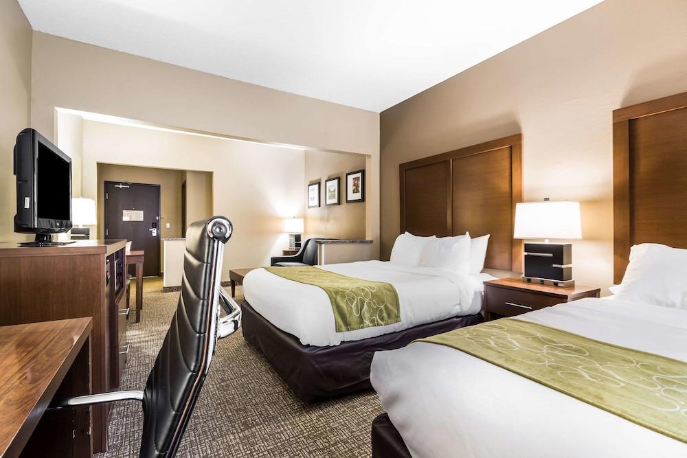 Comfort Suites Sioux Falls Mall District photo 6
