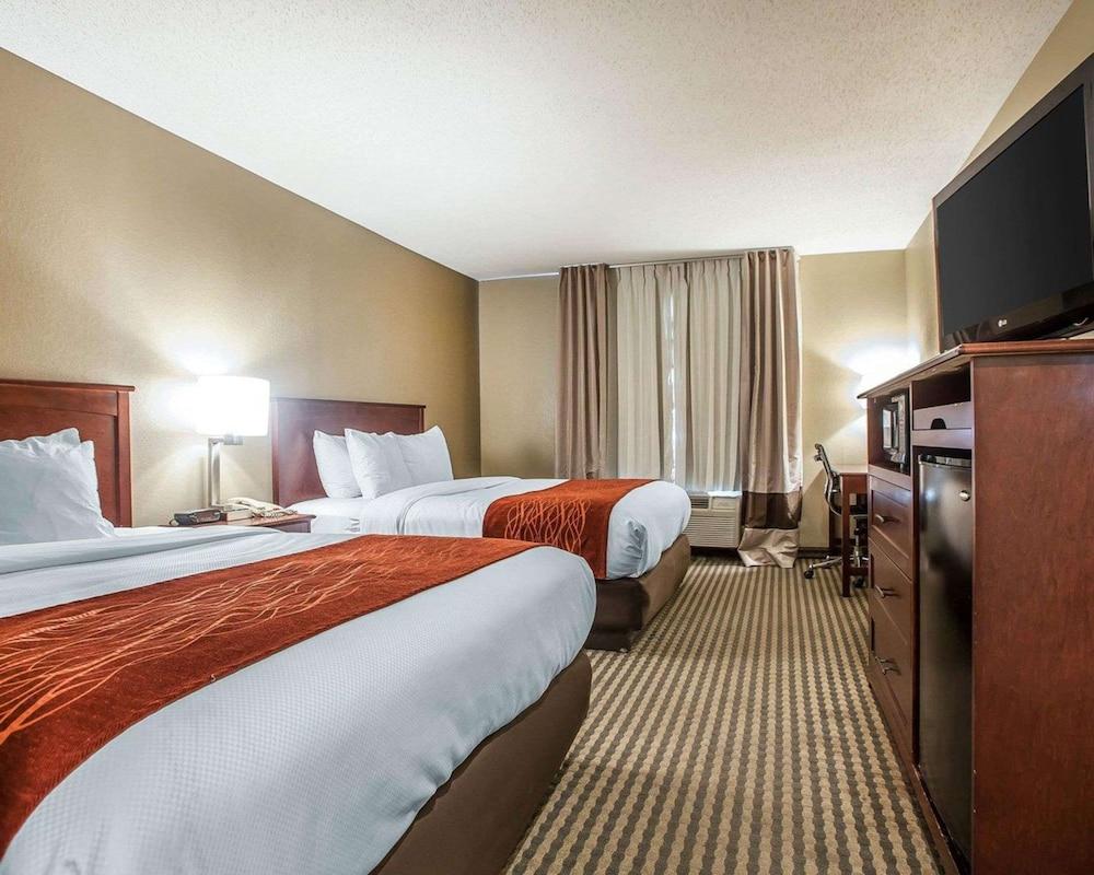 Comfort Inn & Suites Carneys Point - Pennsville photo 12