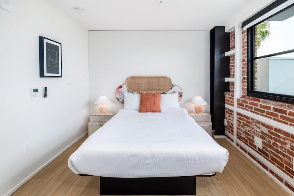 The Brick Hotel photo 20