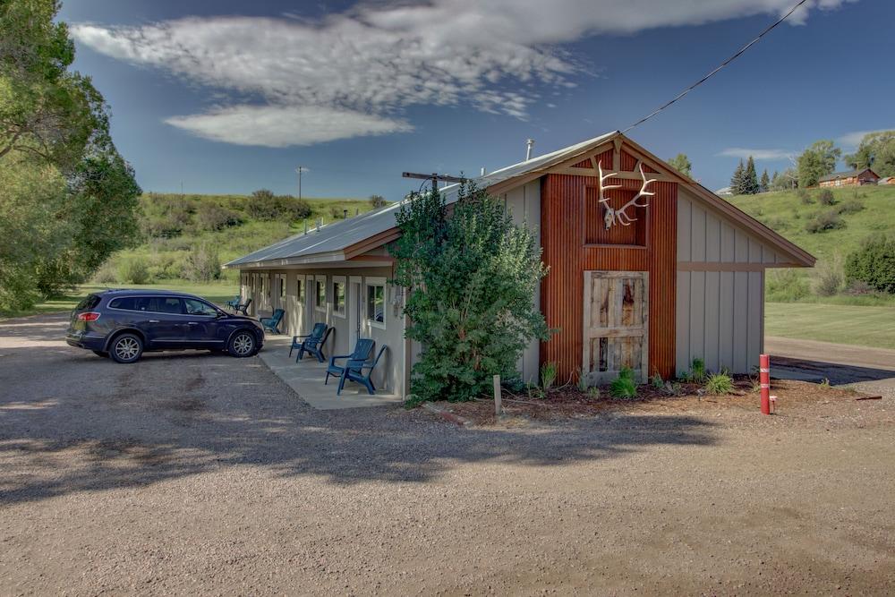 The Lodges of Oak Creek photo 1