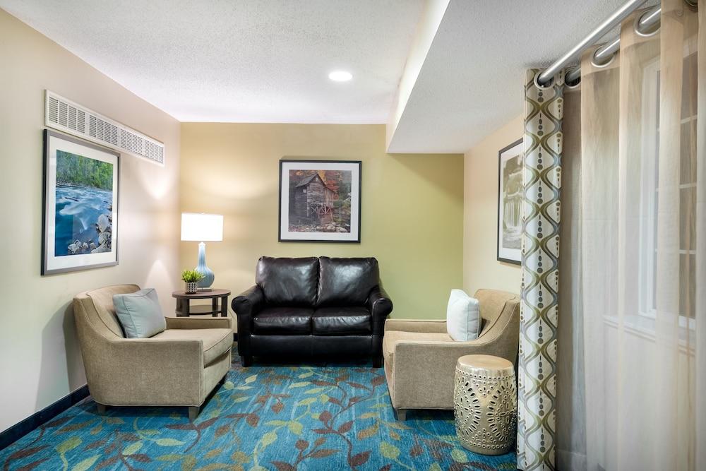 Candlewood Suites Washington Dulles Sterling by IHG photo 46