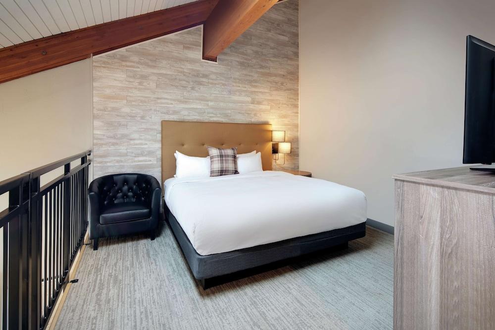 Highline Vail - a DoubleTree by Hilton photo 57