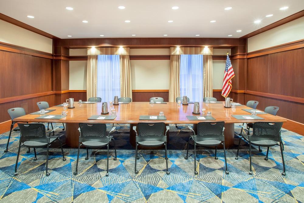Crowne Plaza Springfield by IHG photo 76
