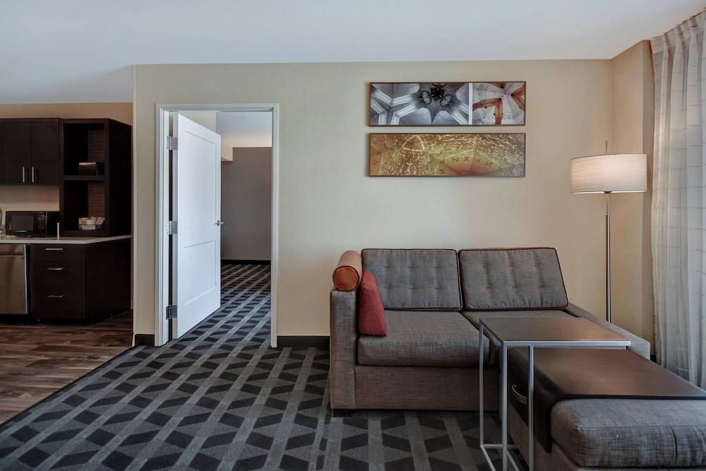 TownePlace Suites by Marriott Las Vegas Airport South photo 5