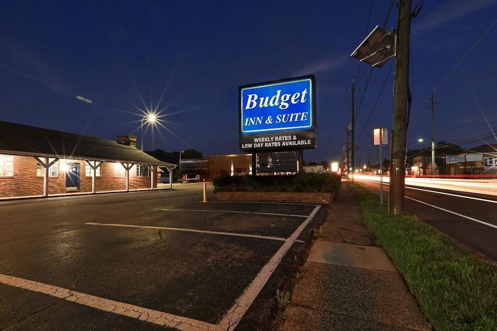 Budget Inn and Suites photo 7