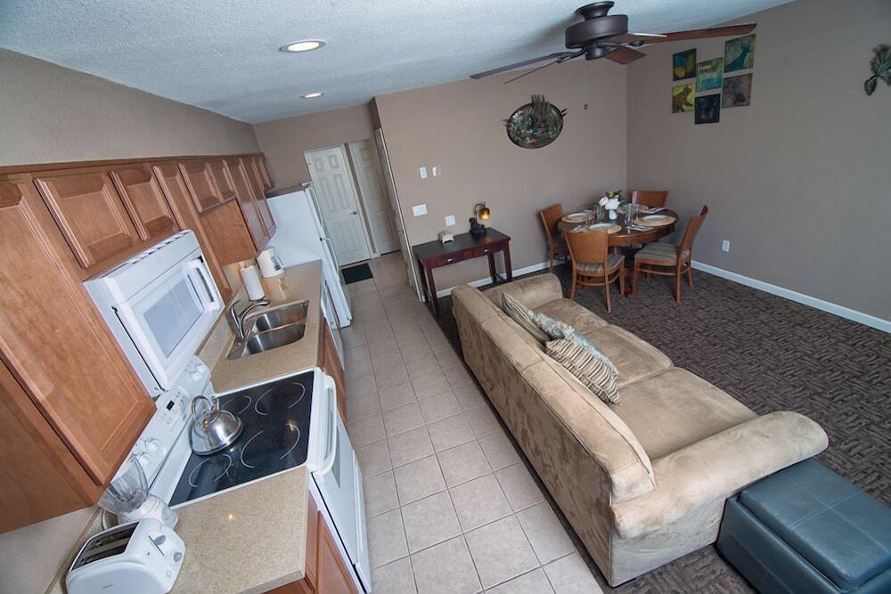 Beachcomber Inn photo 5
