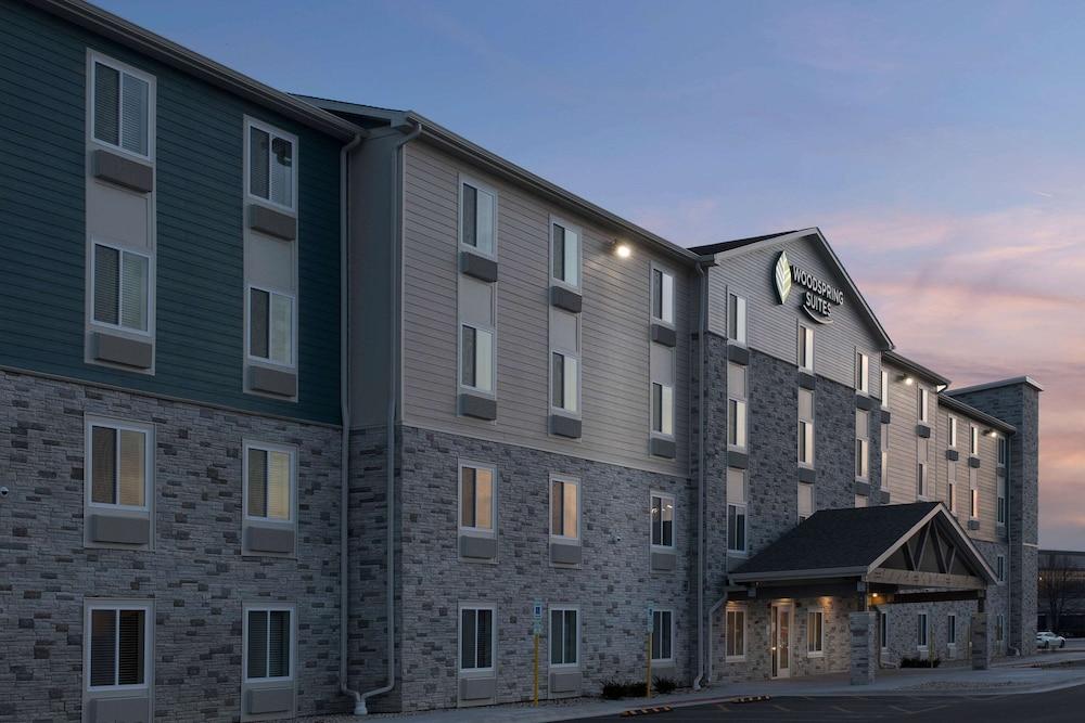 WoodSpring Suites Chicago Tinley Park photo 27
