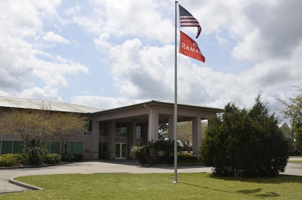 Ramada by Wyndham Luling photo 28