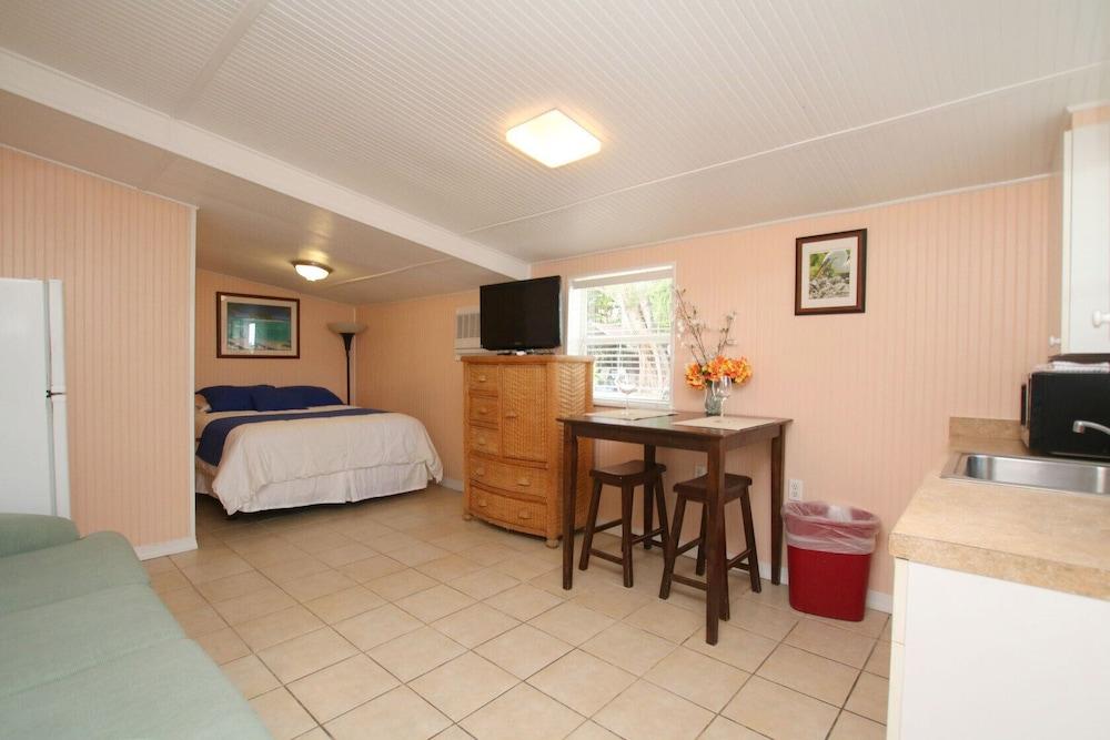 Sunset Cove Beach Resort photo 23
