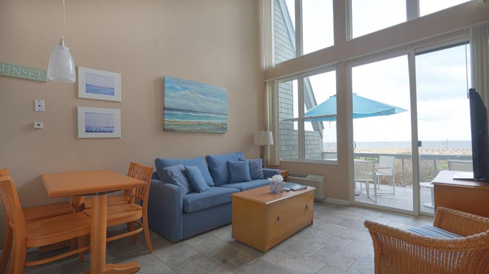 The Surf Club photo 54