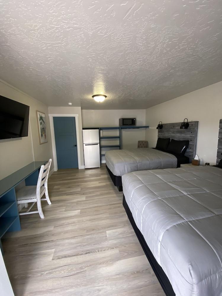 CB&M Executive Suites photo 8