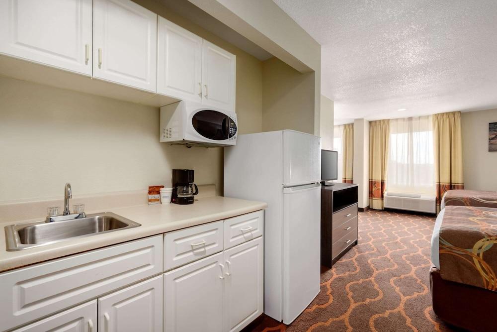 Baymont by Wyndham Grovetown Augusta photo 21