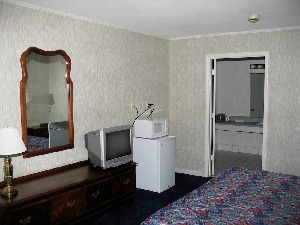 Quality Inn Toccoa photo 32